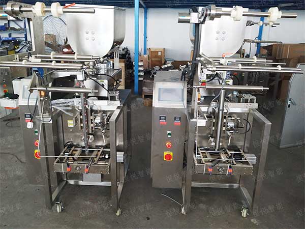 用于含有小顆粒半固態(tài)醬料的調味品包裝機