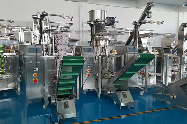 食品調(diào)料包裝機(jī)，方便面料包是這樣做出來的